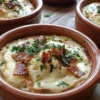 Œufs Cocotte au Chèvre et aux Lardons