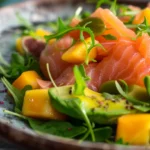 Salade de Saumon Fumé Mangue et Avocat