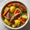 Potée traditionnelle aux saucisses fumées servie dans une assiette