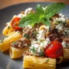 Rigatoni à la crème de feta hachée, un plat délicieux et crémeux