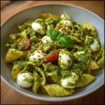 Salade de pâtes au pesto et mozzarella