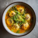 Soupe au lait de coco et raviolis