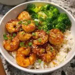 Bol de crevettes au miel et à l'ail