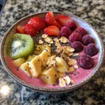 Bol de smoothie aux fruits en 5 minutes (avec yaourt grec)