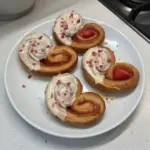 Palmiers Feuilletés à la Fraise et au Chocolat Blanc