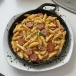Pâtes Kielbasa en Une Seule Casserole