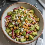 Salade de pois chiches, feta et avocat