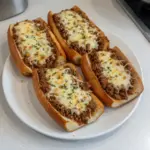 Pain à l'ail avec Sloppy Joe au fromage
