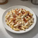 Pâtes au poulet, bacon et ranch