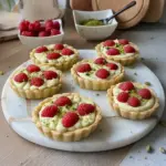 Tartelettes à la pistache et à la framboise