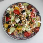 Salade de pois chiche à la grecque pimentée