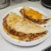 Wraps garnis de viande hachée et de cheddar, faciles et rapides à préparer